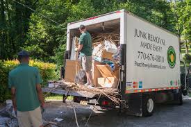 Best Yard Waste Removal in Hockessin, DE